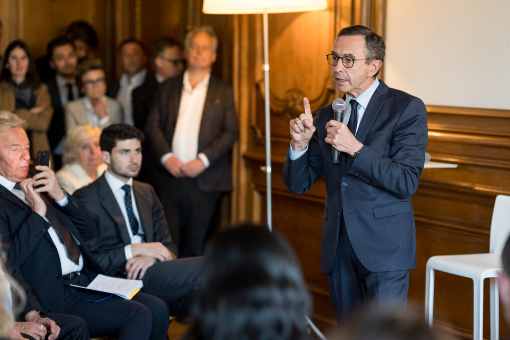 Bruno Retailleau : «Emmanuel Macron est l’otage des chantages mémoriels de l’Algérie»